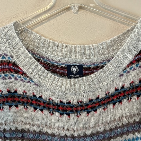 American Eagle Outfitters 74% wool blend striped design sweater size M - Picture 2 of 13
